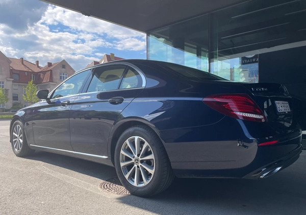 Mercedes-Benz Klasa E cena 132900 przebieg: 57900, rok produkcji 2019 z Chojnice małe 172
